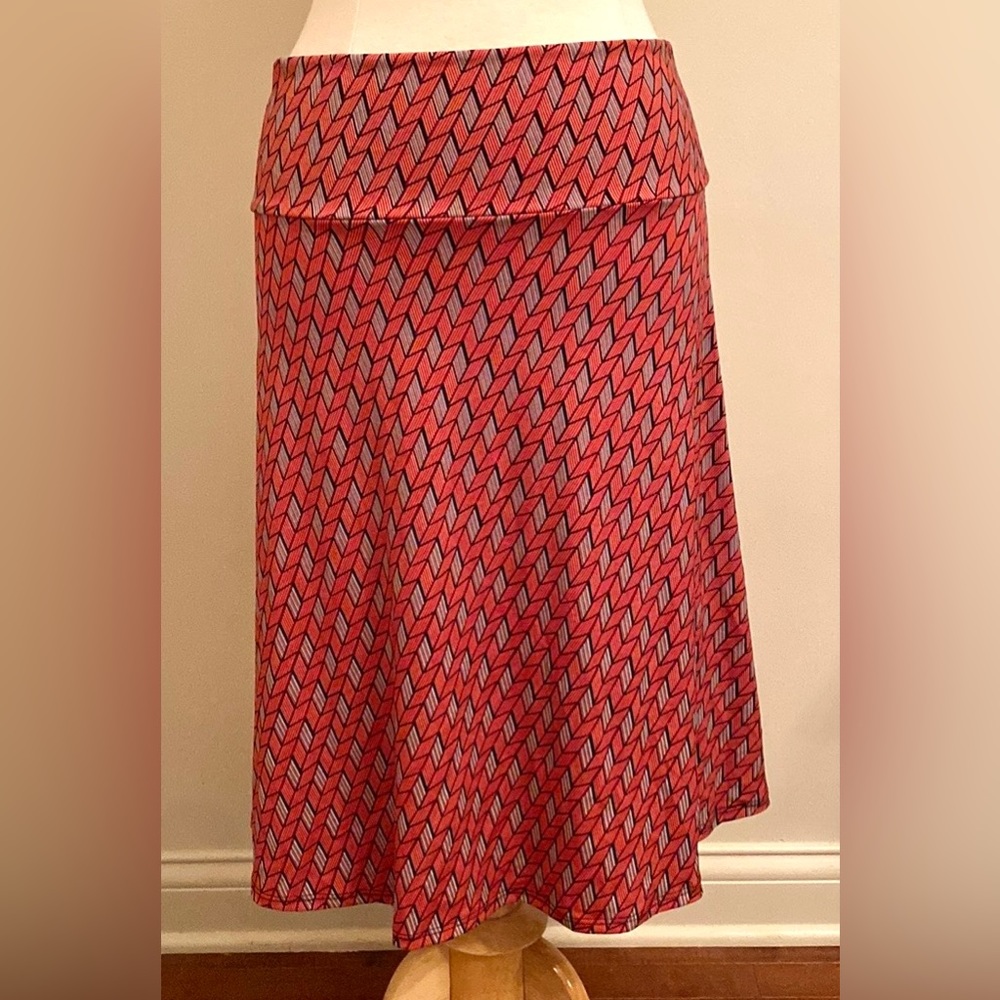 LulaRoe Azure Red Blue White Geometric SZ L Americana Workwear Casual Chic Skirt